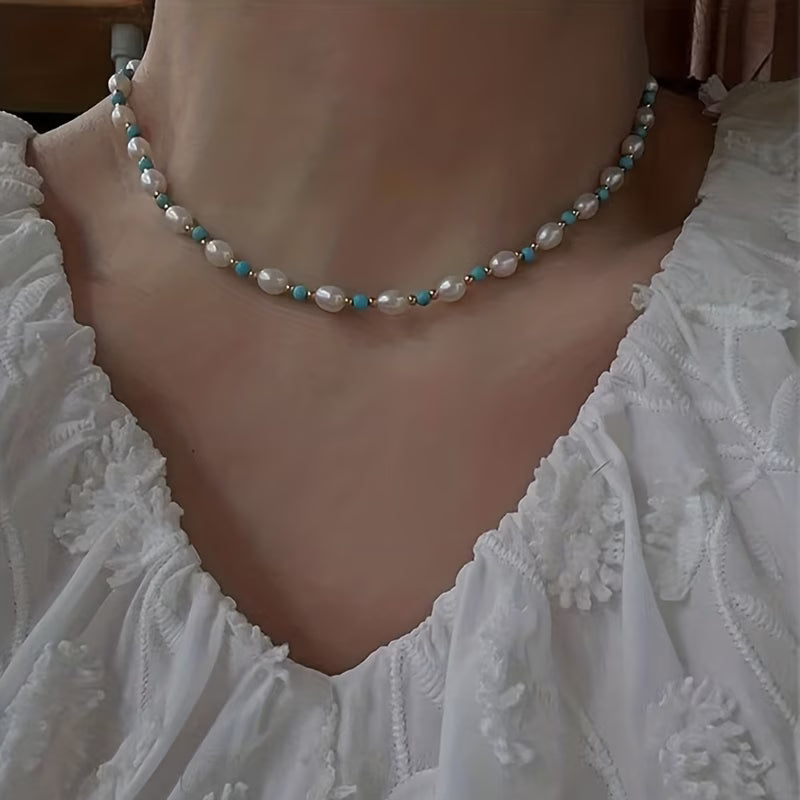 Sophisticated Pearl and Turquoise Beads Necklace