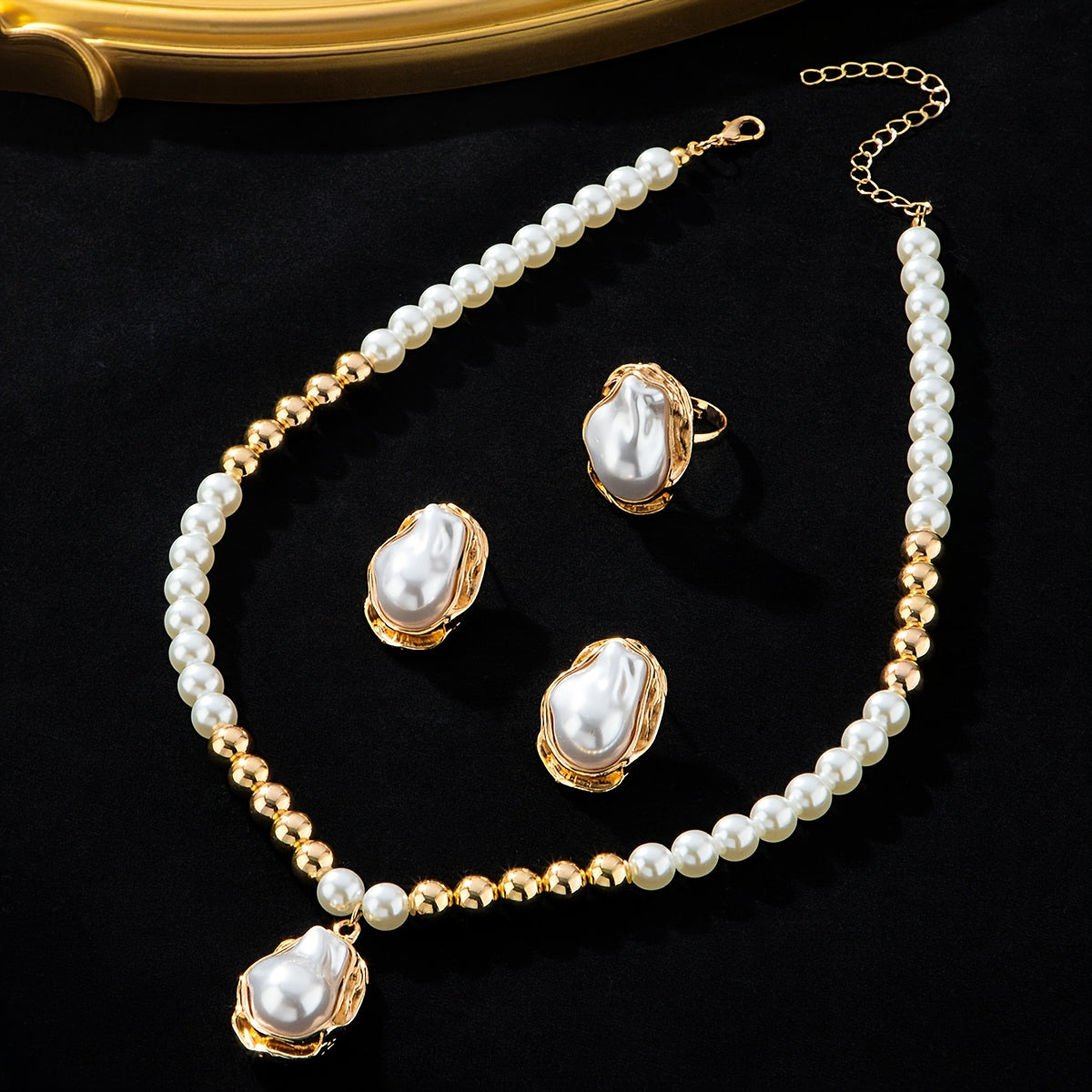 Golden Baroque Pearl Jewelry Set
